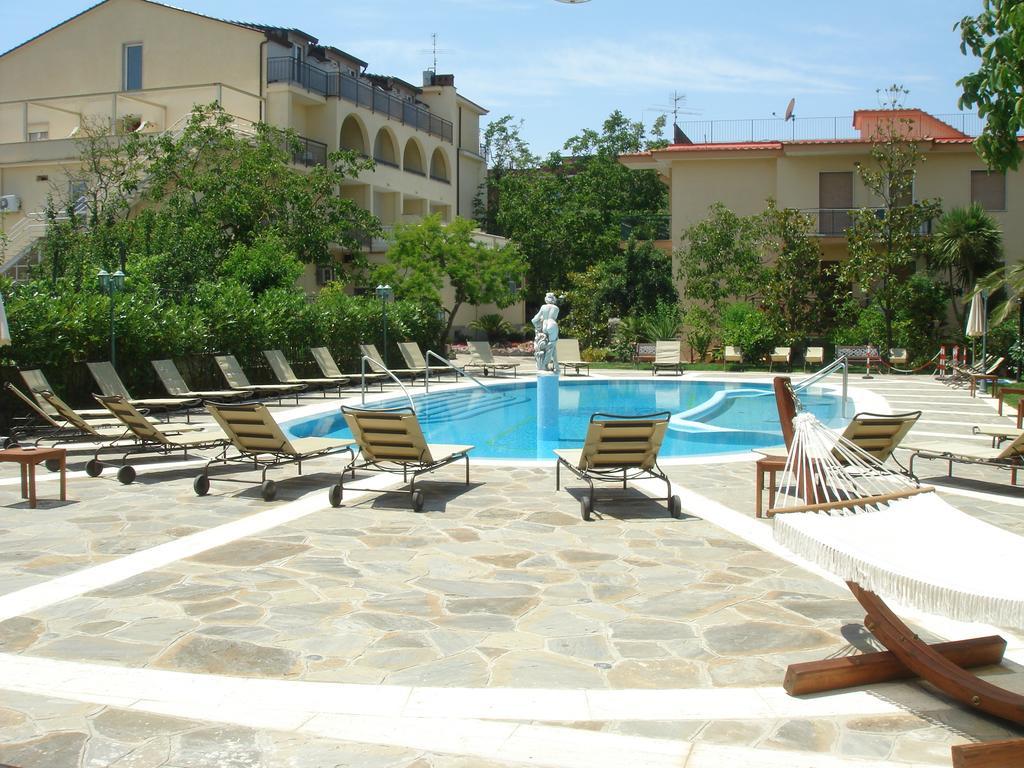 סנט אגאתה סוי דואה גולפי Hotel Sant'Agata מראה חיצוני תמונה